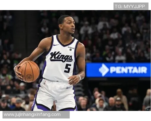 德阿隆福克斯：从年轻天才到NBA全明星的成长之路