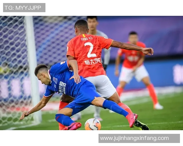 恒大与富力对决前瞻分析及比赛结果预测，谁能笑到最后